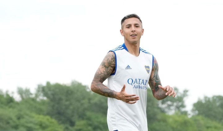 Almendra terminó colgado en Boca por un conflicto contractual y se fue libre.