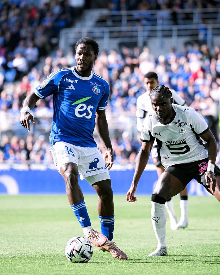 Racing de Estrasburgo cayó 3-0 con el Rennes. (Prensa Racing de Estrasburgo)