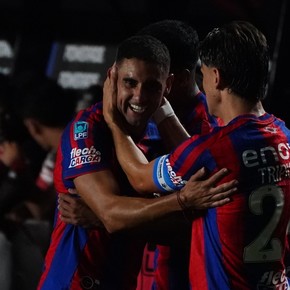 San Lorenzo le ganó una batalla a Estudiantes