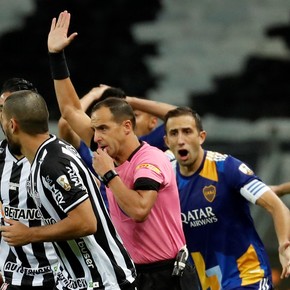 El escandaloso antecedente con Boca y en Brasil del árbitro que dirigirá ante Cruzeiro