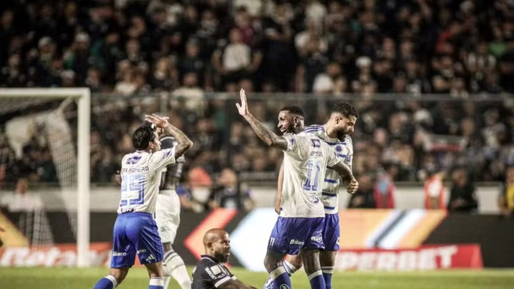 Cruzeiro ganó un partido clave por el descenso en el Brasileirao. El martes recibirá a Boca en Belo Horizonte (Foto: ge.globo).