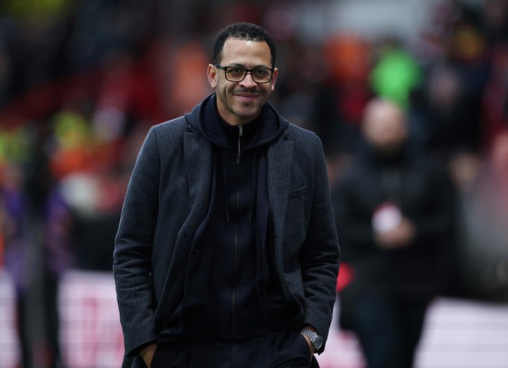 Rosenior no aplicó la misma vara entre Enzo y Cucurella (REUTERS/Phil Noble).