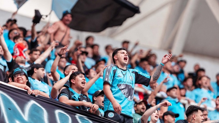 El jugador de Belgrano cayó en el partido frente a Gimnasia.