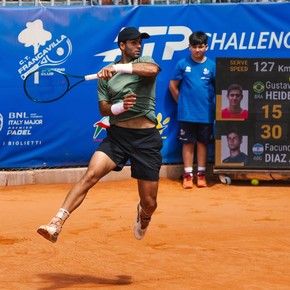 Ganó el challenger de Francavilla al Mare, subió 30 puestos en el ranking y le dio una nueva copa al tenis argentino