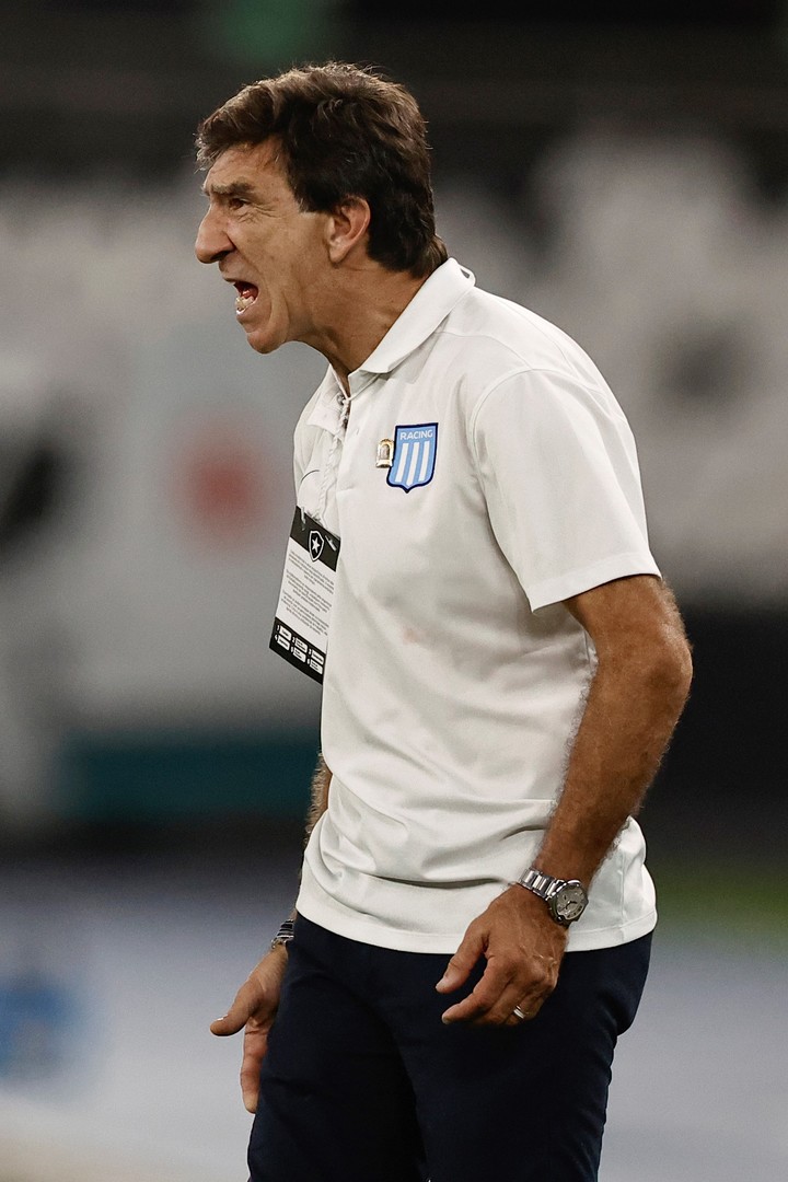 Gustavo Costas en Racing (EFE).