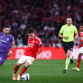 Sin Otamendi, Benfica empató 2-2 con una asistencia de Prestianni y hoy está fuera de la próxima Champions