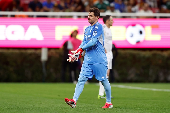 Iker Casillas en la Copa de Leyendas (EFE/ Francisco Guasco)