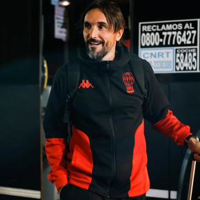 Martínez apuesta en La Quemita: el juvenil que será titular ante Boca