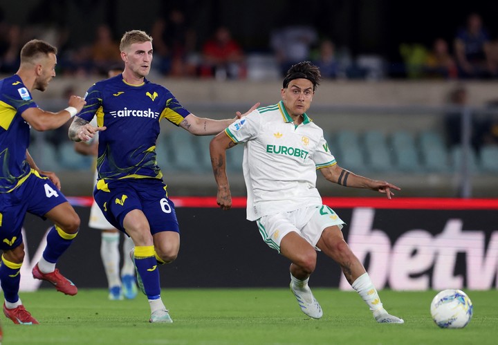 Dybala fue fundamental para la victoria de la Roma. (REUTERS)