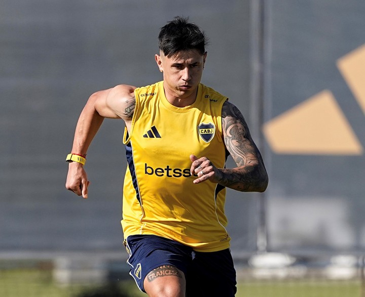 Bareiro se recupera de un doble desgarro que sufrió vs. Huracán (Prensa Boca)