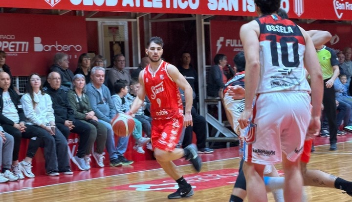 San Isidro derrotó en cuartos a Deportivo Viedma en cinco juegos para avanzar a las semifinales de la Liga Argentina.
