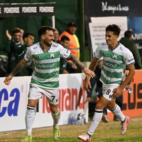 Ferro ganó y festejó por primera vez en el año en Caballito