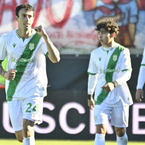 Banfield ganó, complicó las chances de playoffs de Barracas Central y le abrió la puerta a Racing y Huracán