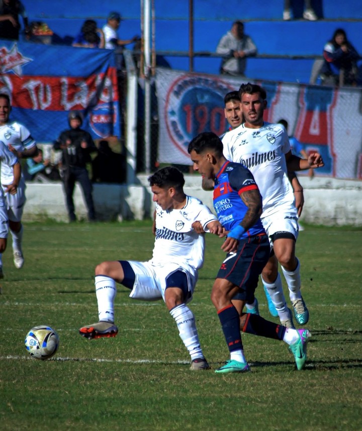 Quilmes perdió la fecha pasada ante Güemes.