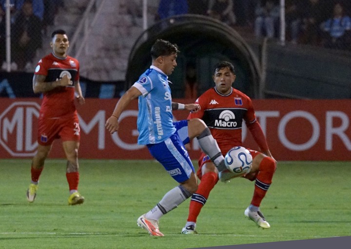 Macará vs Tigre.