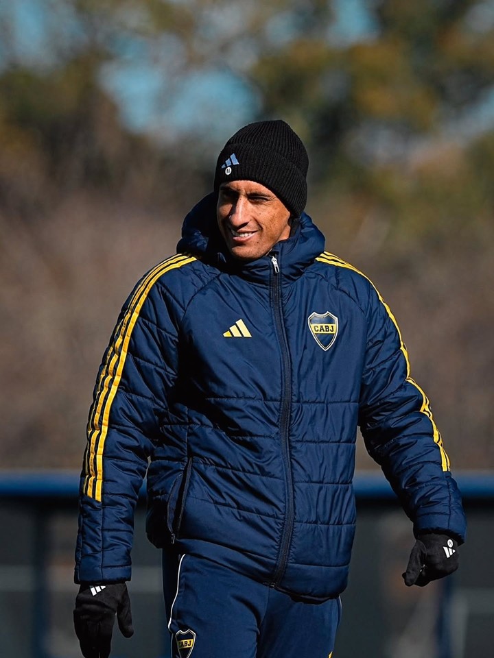 Merentiel trabaja en doble turno en su recuperación. No quiere faltar y Ubeda lo espera. (Prensa Boca)