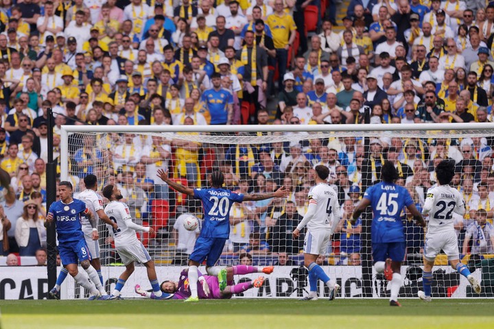 Enzo Fernandez festeja su gol contra Leeds. (Reuters/Andrew Couldridge)
