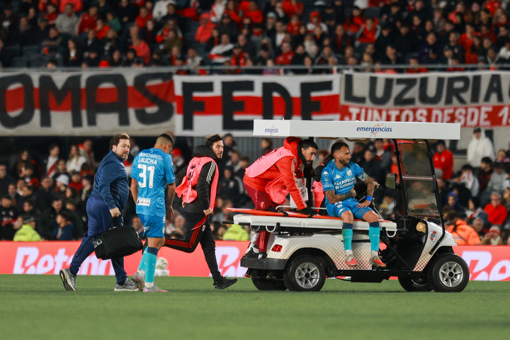Gastón Suso sale en el carrito (Cristina Sille). 