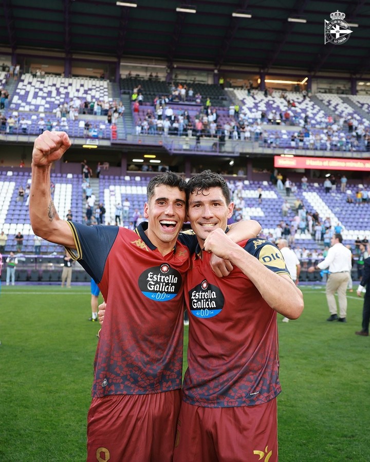 Festejos del Deportivo La Coruña por su regreso a Primera División.