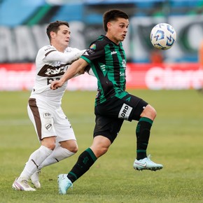 Platense, desde los 12 pasos, se metió en octavos de final tras eliminar a San Martín