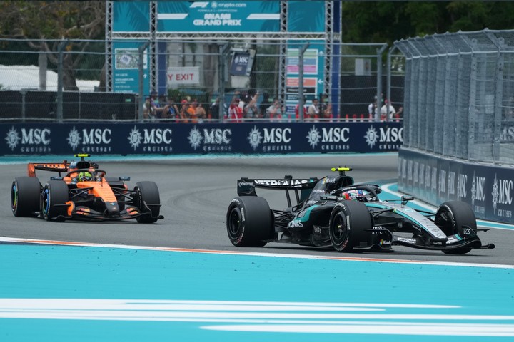 Kimi Antonelli gestionó en las últimas vueltas el intento de acercarse de Lando Norris.
(AP).