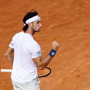 Triunfazo de Thiago Tirante: venció al #12 del mundo y pasó a octavos en Roma