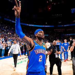 El MVP de la NBA es canadiense y se llevó el premio por segunda temporada consecutiva
