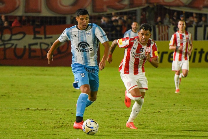El Santo se hizo fuerte en la Ciudadela. @OficialGyEJujuy