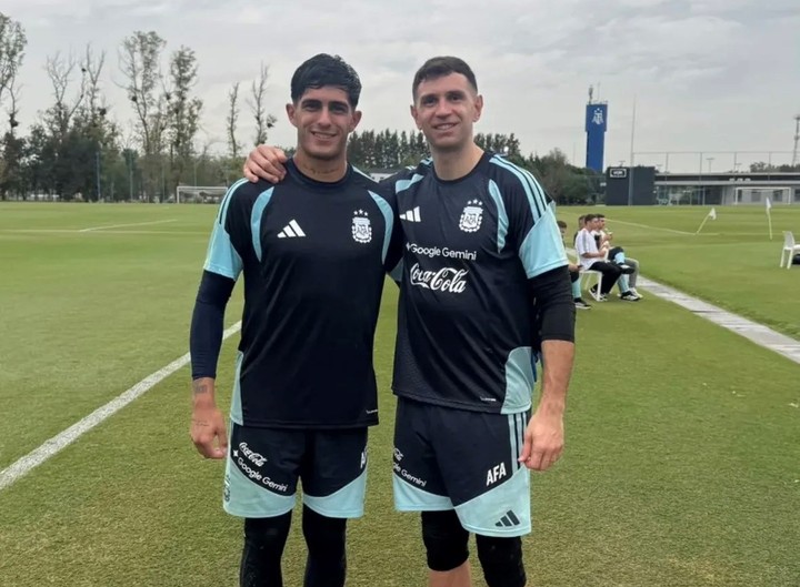 Leguizamón y Martínez ya se cruzaron en el Predio Lionel Andrés Messi.