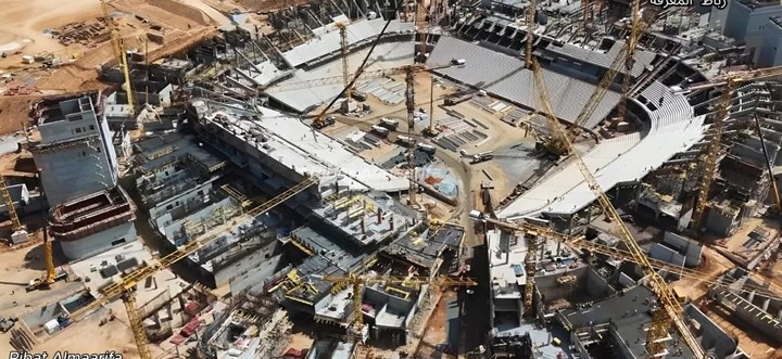 Avanza la construcción del estadio en Casablanca.