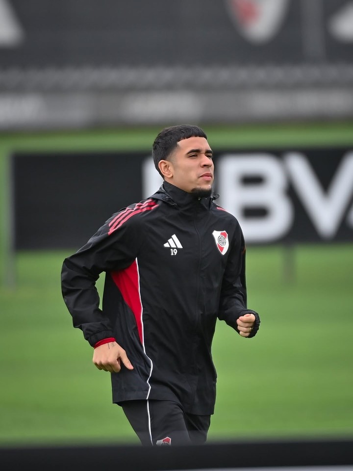 Tras la victoria en Venezuela, River se entrenó en el Camp. Foto: prensa River