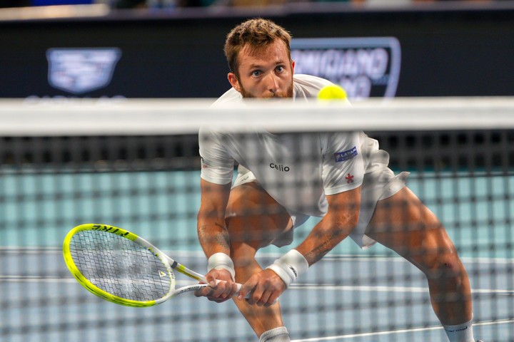 Corentin Moutet quedó afuera en primera ronda del ATP 500 de Hamburgo. (EFE)