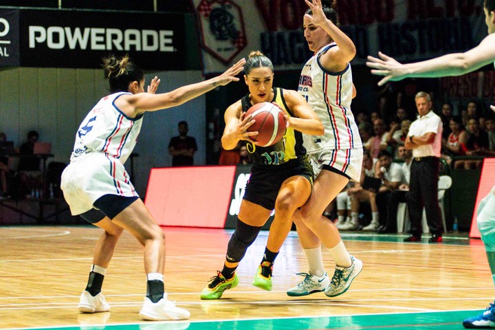 Ferro vuelve a la final, como en el 2025 contra El Talar.