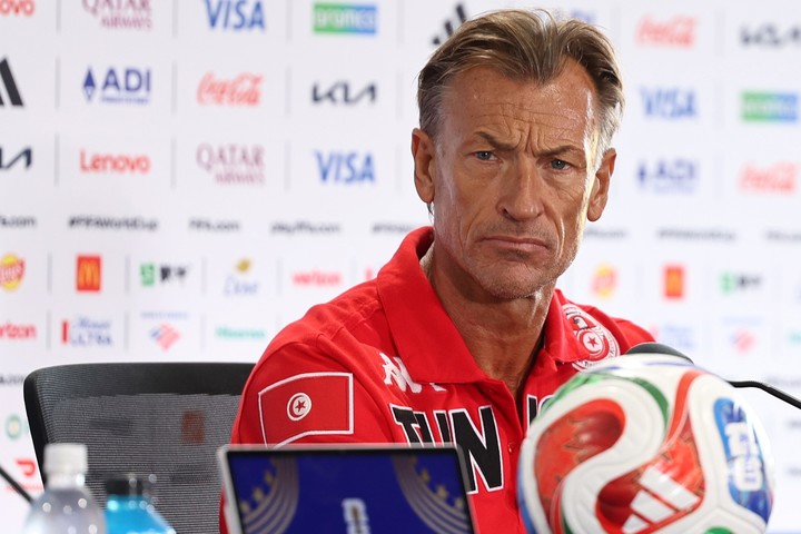 Hervé Renard, DT de Túnez (EFE/ Juan Ignacio Roncoroni).