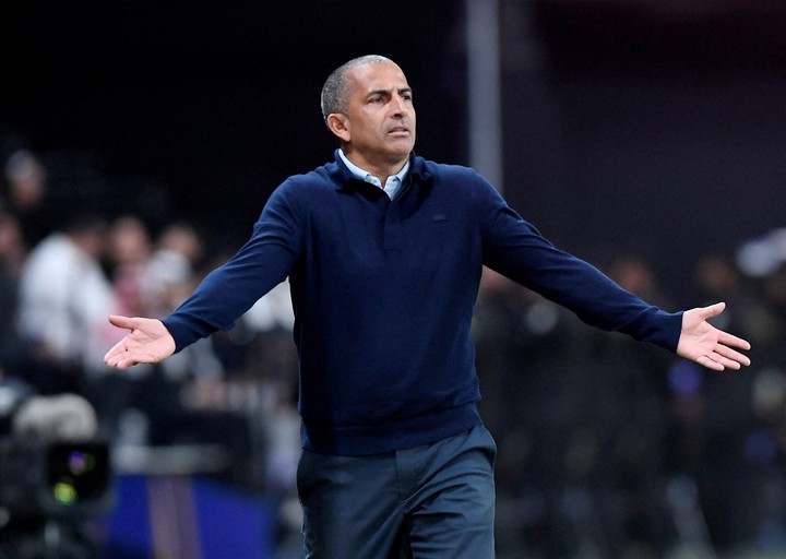 Sabri Lamouchi seleccionador de Túnez. (REUTERS)