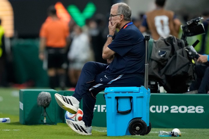 Marcelo Bielsa en la heladera.