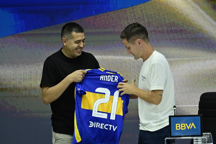 Herrera y Riquelme EFE/ Matías Martín Campaya