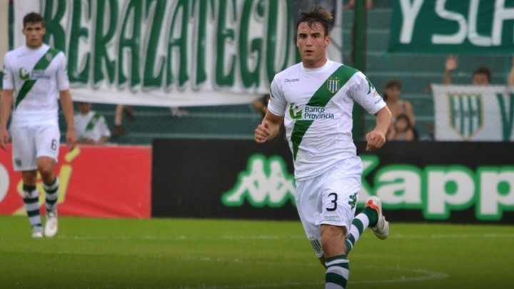 Tagliafico en su paso por Banfield.