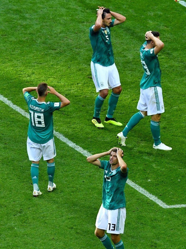 Los alemanes tras perder ante Corea del Sur y quedar fuera en el 2018.