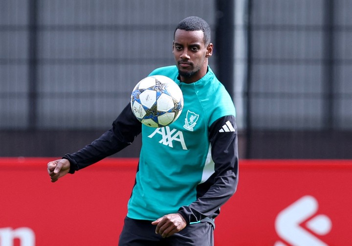 Isak, la figura de Suecia (Reuters).