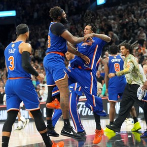 NBA: un nuevo golpe de los Knicks a los Spurs en San Antonio que lo encaminan a un nuevo título