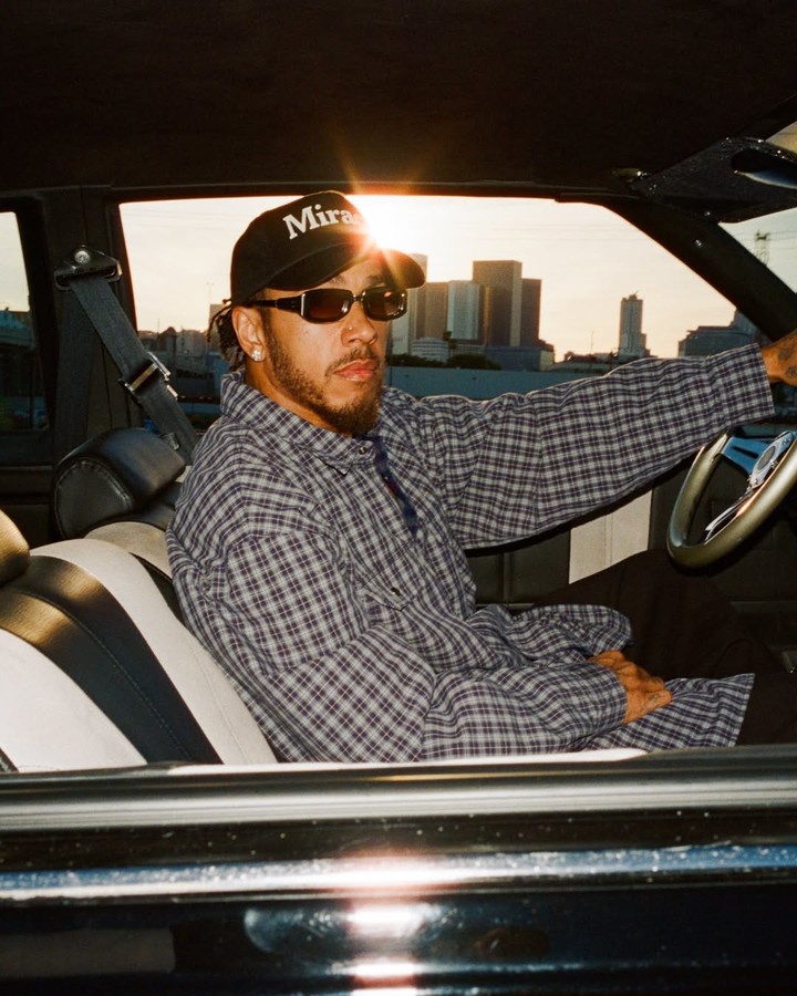 Hubo cámara a bordo. (@lewishamilton)