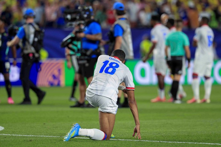 Haití ya no tiene chances de avanzar en el Mundial (EFE/EPA/SHAWN THEW).