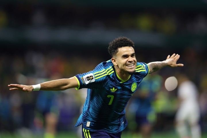Luis Diaz convirtió en el debut de Colombia ante Uzbekistán (AP).