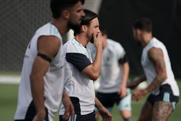 Tagliafico, en un entrenamiento de la Selección. (Foto: Juano Tesone)