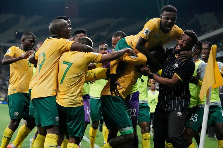 Sudáfrica vuelve al Mundial (AP).