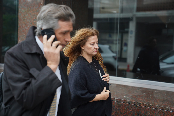 La médica Nancy Forlini ingresa a los Tribunales de San Isidro (Guillermo Rodriguez Adami).