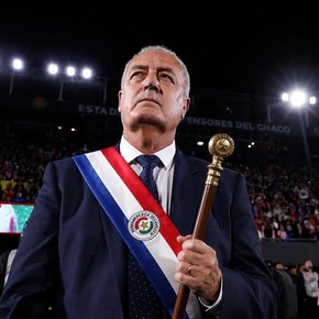 El desopilante elogio del presidente de la Asociación Paraguaya para Alfaro: "Podría ser presidente de Paraguay cuando quiera"