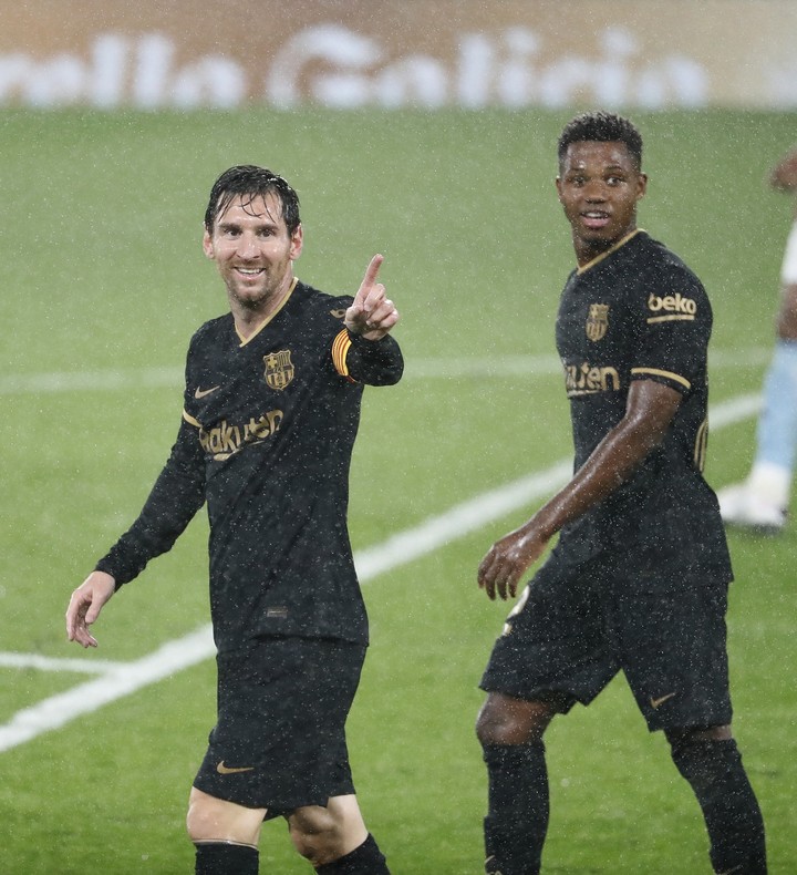 Messi junto a Ansu Fati (EFE)