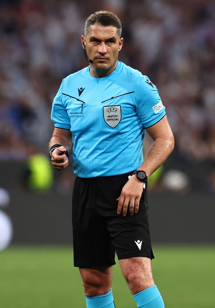 El árbitro rumano Istvan Kovacs . (EFE).